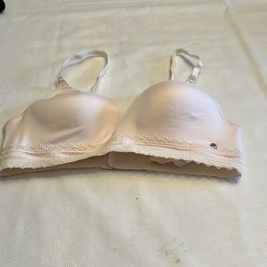 #189 Lucky Brand bra